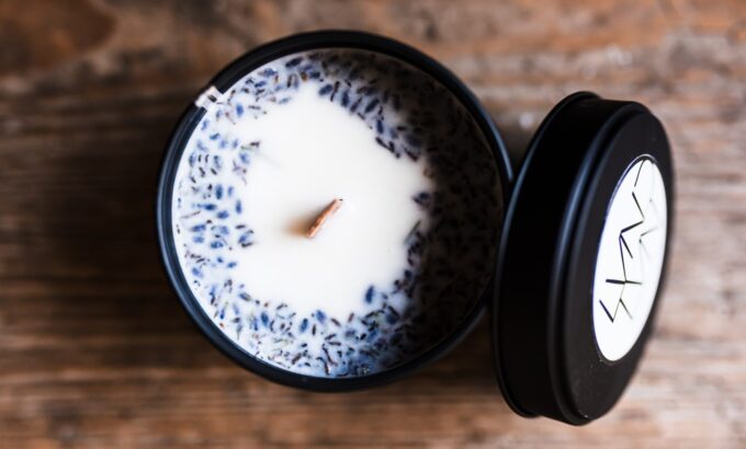 levandulovna svicka levandulovna svicka